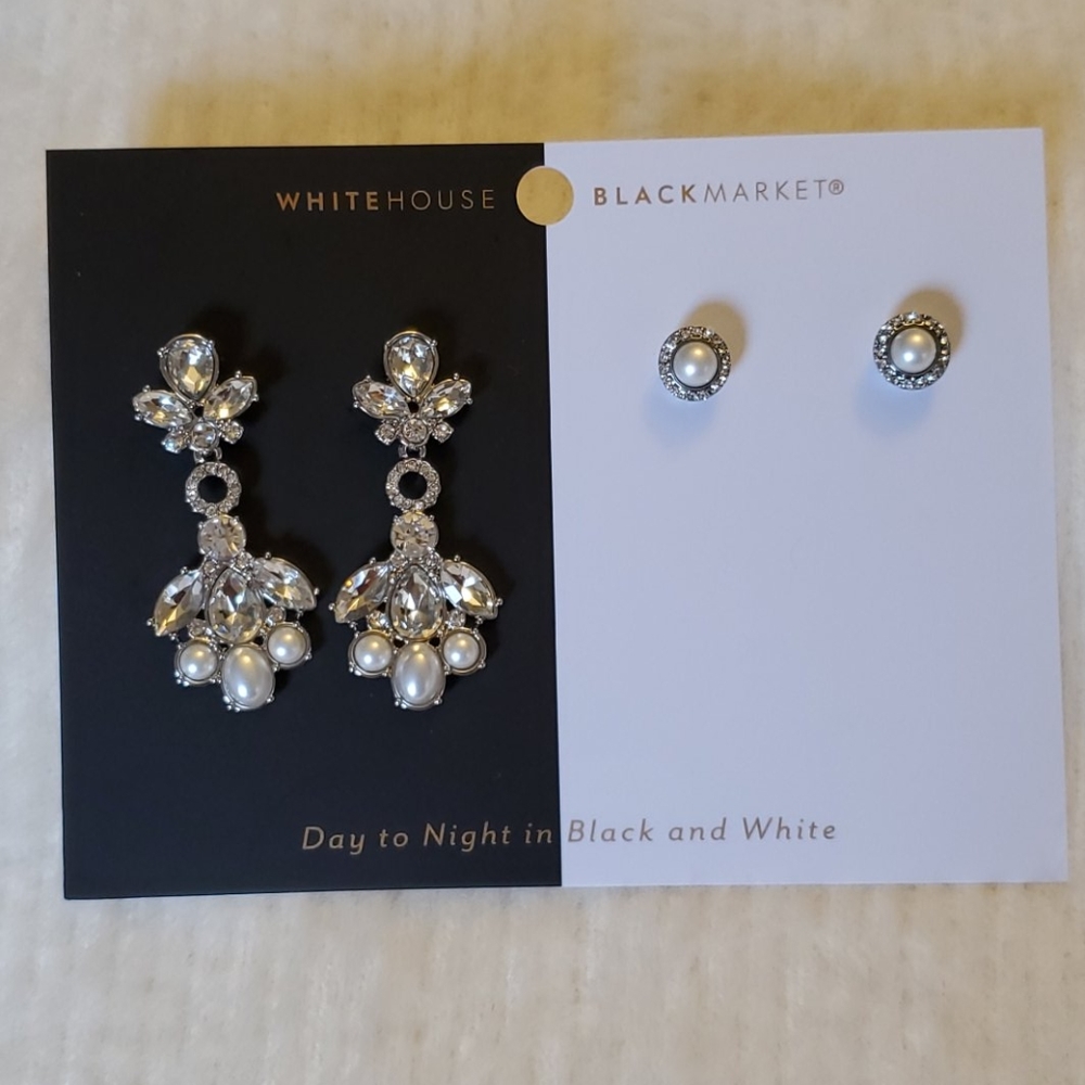 Day to night earring set